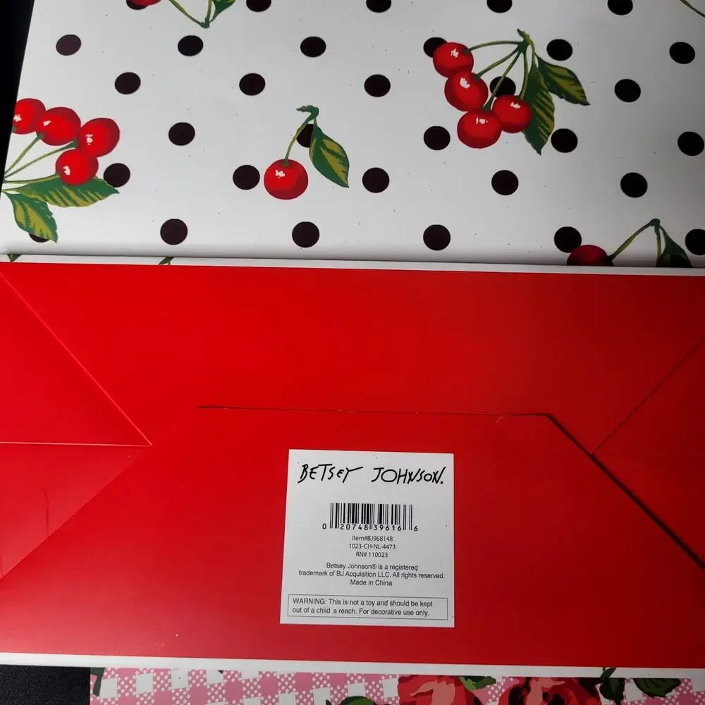 Betsey Johnson 3 Pack Gift Bags Cherries Red Roses Strawberries Hearts‎ NWT